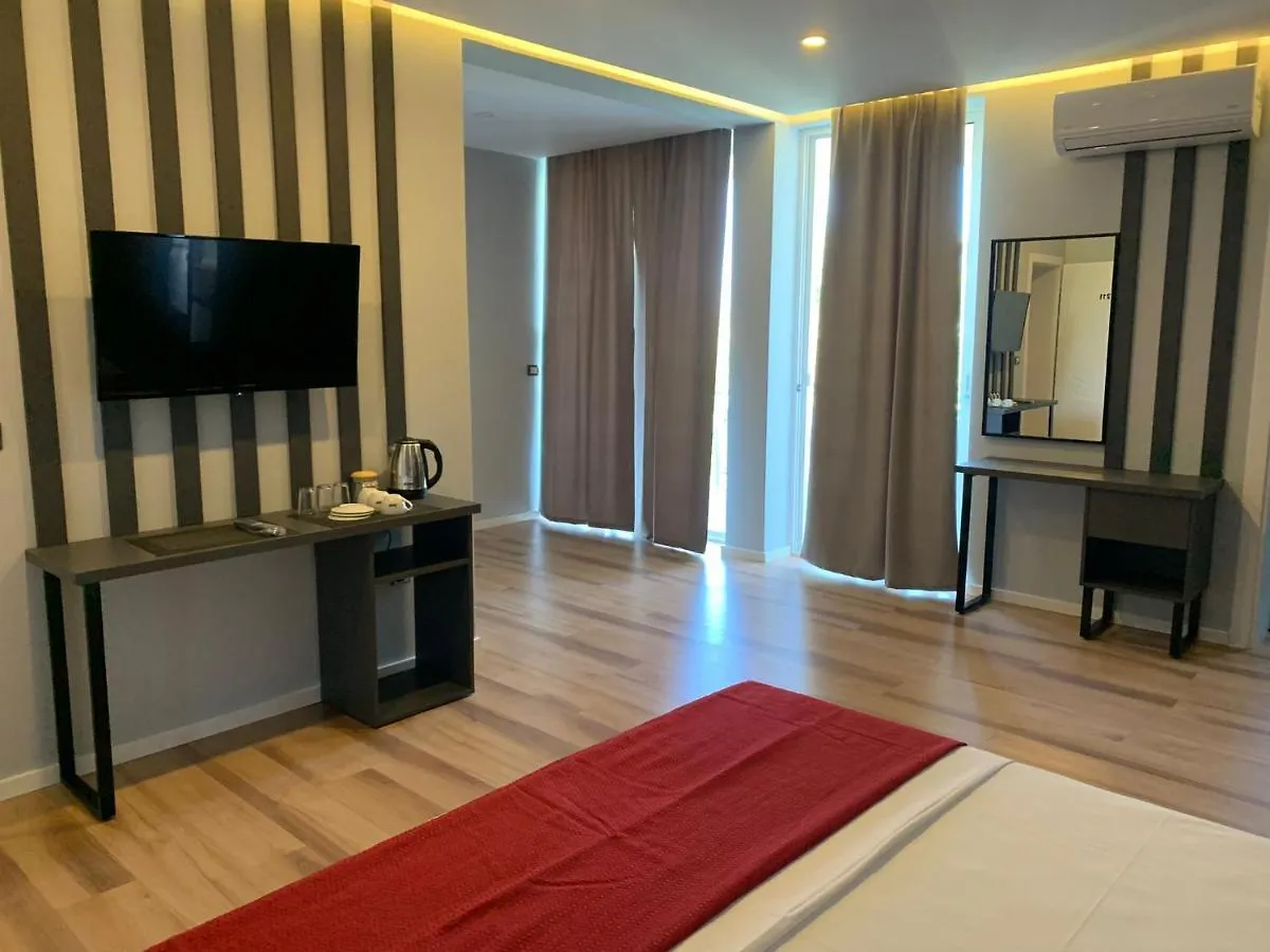 Hotel Bora Bora Velipoja 3*, Velipojë Albanië